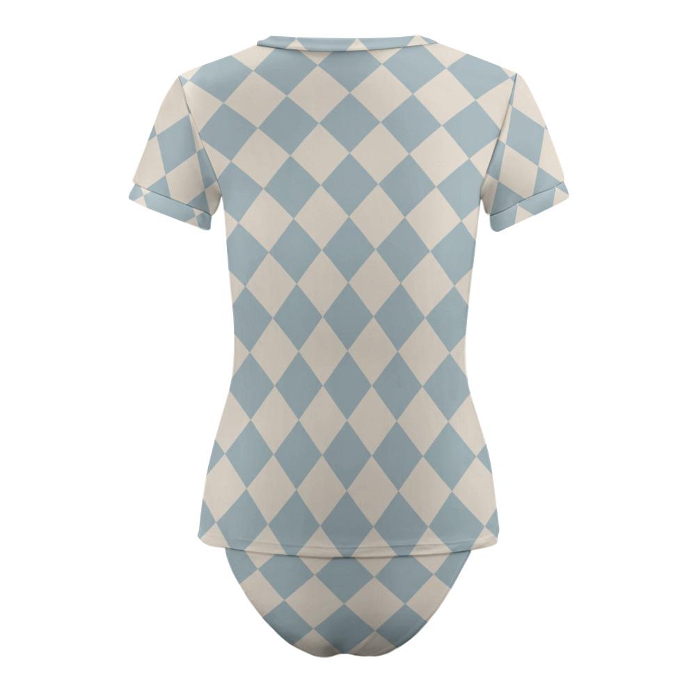 Chic Minimalist Tankini – Stylish Short-Sleeve Rash-Guard Swim-Top & Briefs Swimsuit | Retro Blue Diamonds