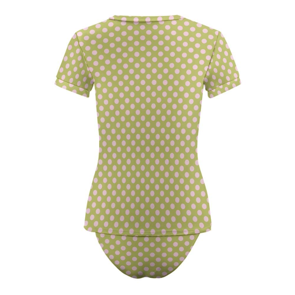 Chic Minimalist Tankini – Stylish Short-Sleeve Rash-Guard Swim-Top & Briefs Swimsuit | Vintage Polka Dot in Green