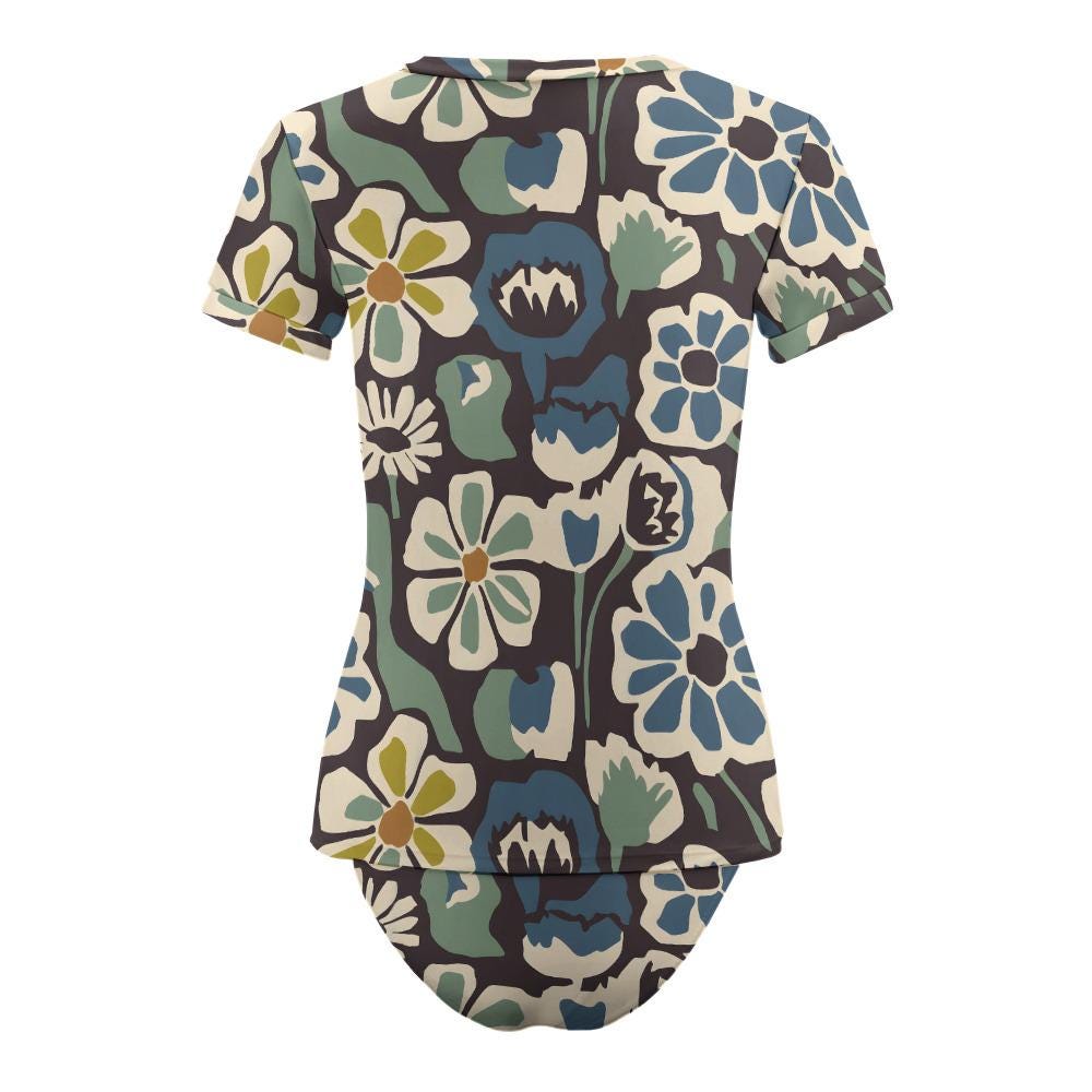 Chic Minimalist Tankini – Stylish Short Sleeve Rash-Guard Swim-Top & Briefs Swimsuit | Retro Blue Florals