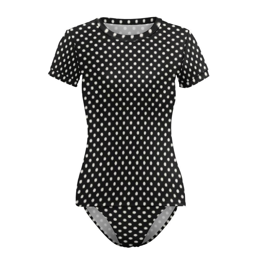 Chic Minimalist Tankini – Stylish Short-Sleeve Rash-Guard Swim-Top & Briefs Swimsuit | Vintage Polka Dot