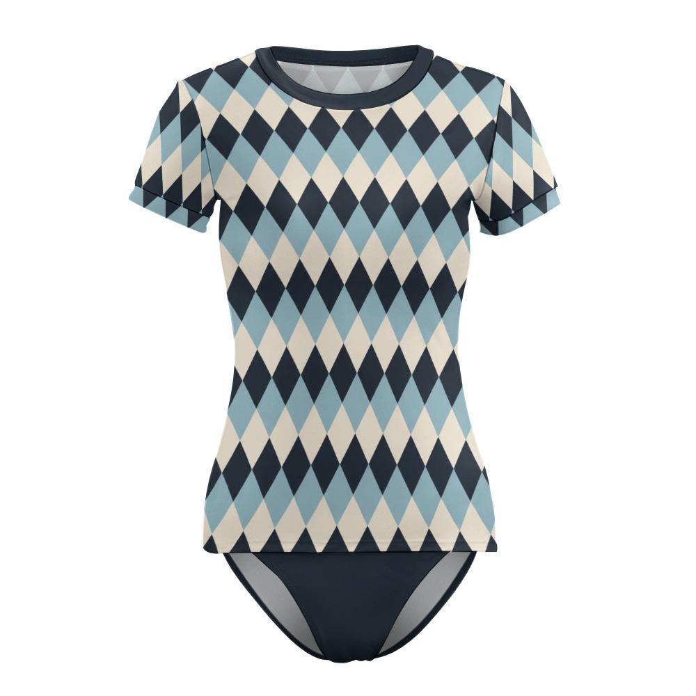 Chic Minimalist Tankini – Stylish Short-Sleeve Rash-Guard Swim-Top & Briefs Swimsuit | Retro Navy Argyle